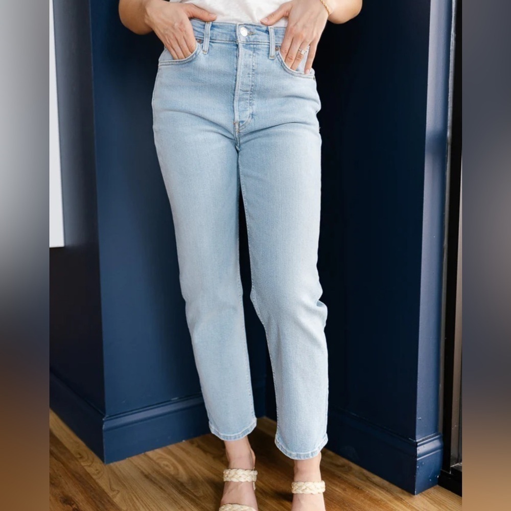 Re/Done 70s Highrise stove, pipe Jeans, like wash, Size 24 L51